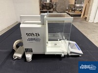 Image of Mettler-Toledo XS104 Balance 06