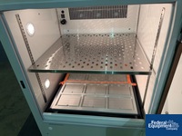 Image of Eppendorf New Brunswick refrigerated, incubator shaker 05