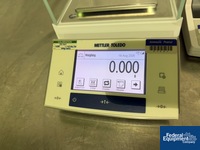 Image of Mettler Toledo Analytical balance 02