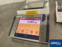 Image of Mettler Toledo Analytical balance 02