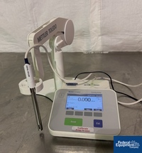 Image of Mettler Toledo Ph Meter 02