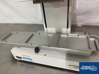 Image of Integra handheld electronic pipette 03