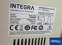 Image of Integra handheld electronic pipette 06