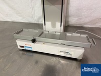 Image of Integra handheld electronic pipette 03