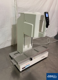 Image of Integra handheld electronic pipette 05
