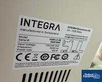 Image of Integra handheld electronic pipette 06