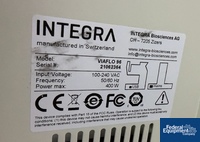 Image of Integra handheld electronic pipette 04