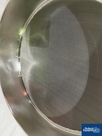 Image of Lab sieves 03