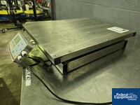 Image of Pall Allegro 200 L Stainless Steel Tote with Scale 09