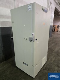 Image of Panasonic Ultra-Low Temperature Freezer 03