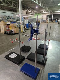 Image of Lot of Laboratory Support Stands and Clamps 03
