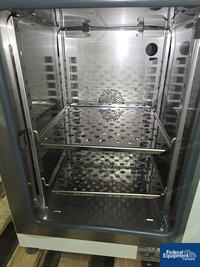 Image of VWR 2.3 Cu. Ft. Forced-Air Incubator 07