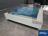 Image of Thermo Scientific MaxQ 2000 CO2 Plus Shaker 03