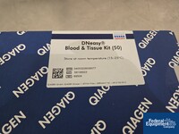 Image of Lot of Qiagen DNA and RNA Purification Kits 08