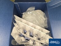 Image of Lot of Qiagen DNA and RNA Purification Kits 15