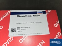Image of Lot of Qiagen DNA and RNA Purification Kits 16