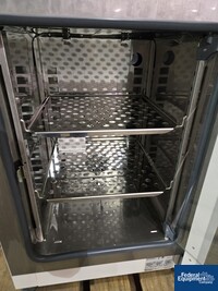 Image of VWR 2.3 Cu. Ft. Forced-Air Incubator 07