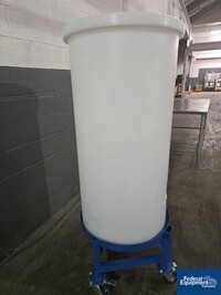 Image of Saint-Gobain 80 Gallon HDPE Tank with Mobile Stand 04