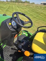 Image of John Deere 2520 HST Tractor 06