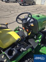 Image of John Deere 2520 HST Tractor 09