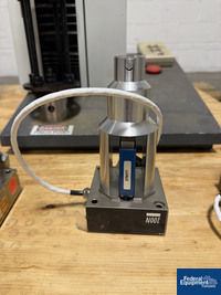 Image of MTS Synergie 200 Tensile Tester 12