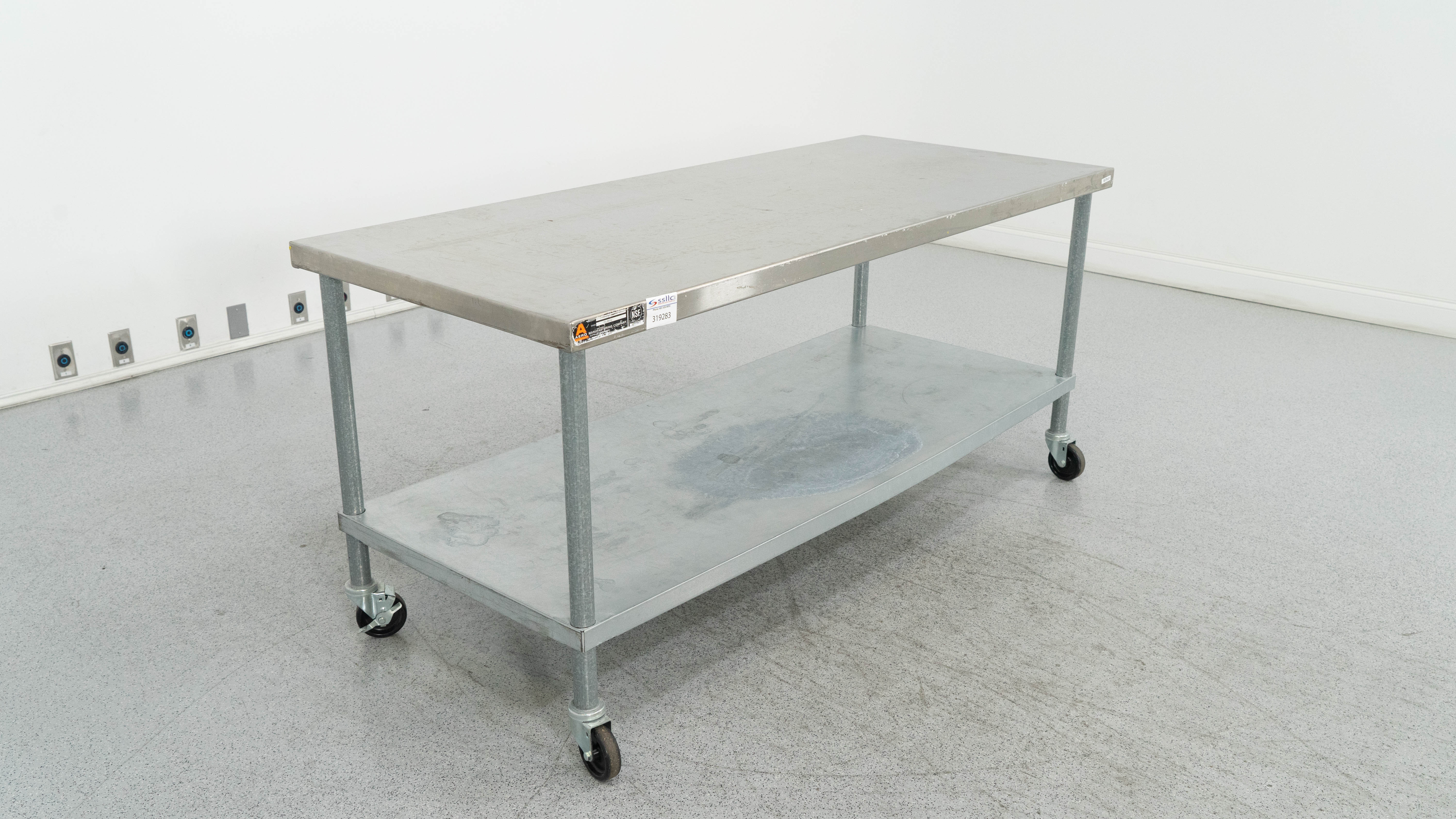 6 ft Aero Manufacturing Portable S/S Table