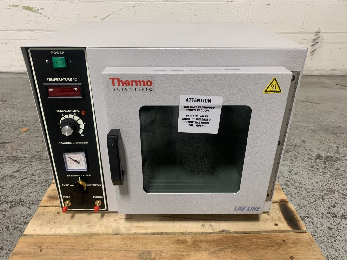 Thermo Scientific Vacuum Oven, Model 3608-5