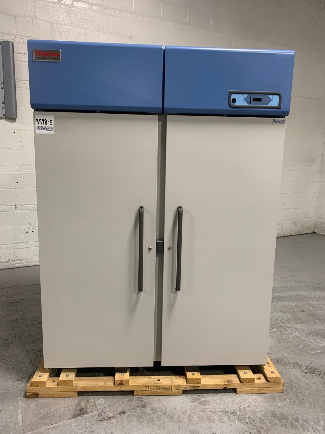 51.1 Cu Ft Thermo Fisher Scientific Lab Freezer, Model ULT5030A