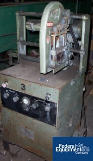 Image of Farris Universal Traveling Auto Saw
