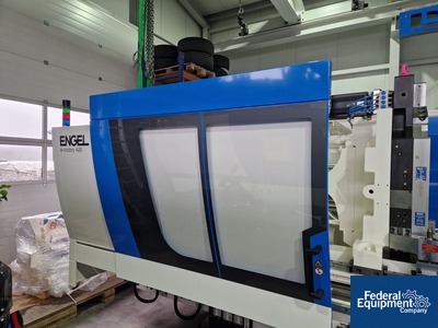 Engel Injection Molding Machine for Precise Plastic Parts, Model e-victory 765H/170W/400 combi